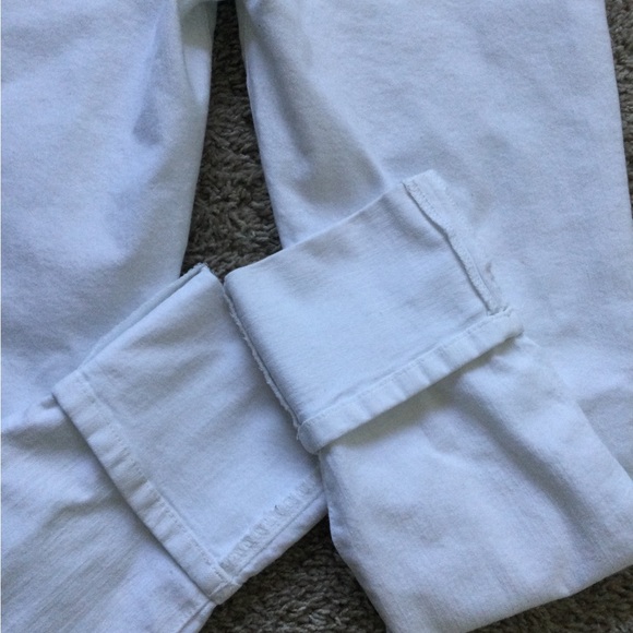 🔥🔥HOST PIC🔥🔥 Joe’s White Jeans - Picture 16 of 16